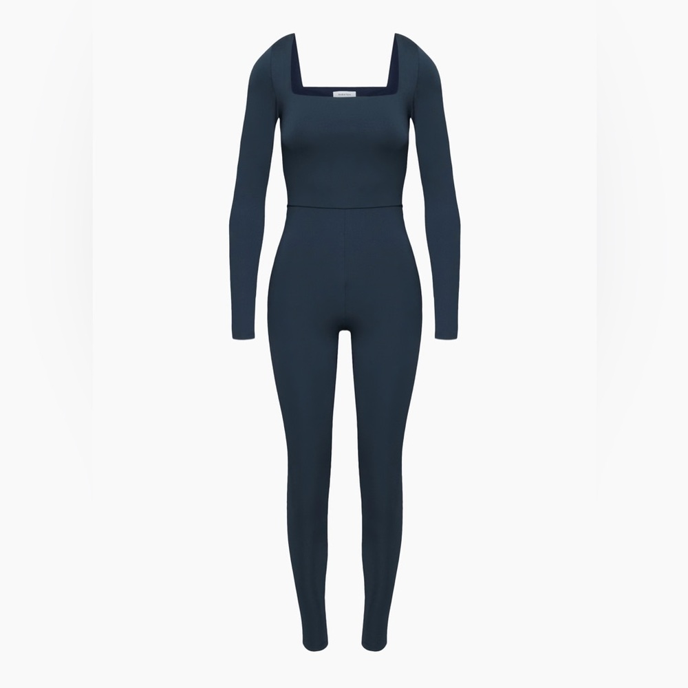 Aritzia - Babaton - Contour Squareneck Longsleeve Jumpsuit